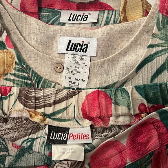 Vintage Lucia Summer Island Print 3 Piece Set/Pants, Tank, & Blazer - Picture 11 of 14